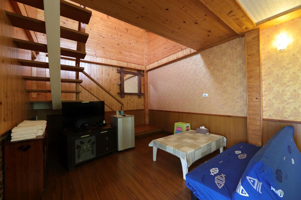 Sea-Hi B&B Yanliau エクステリア 写真